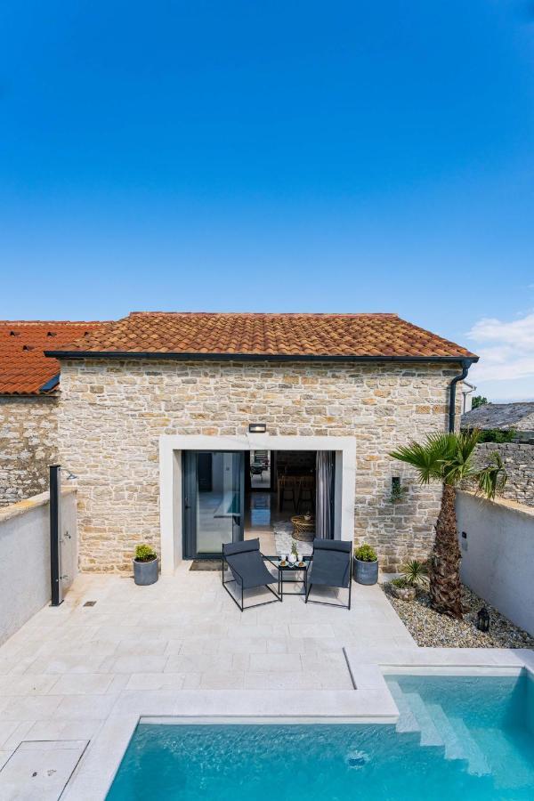 Stone House With Pool Poeta Villa Pridraga Exterior photo